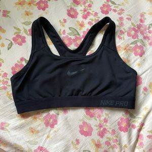Nike Pro Sports Bra